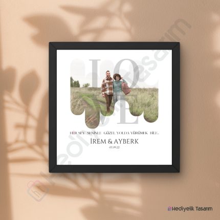 Kişiye Özel LOVE Tasarımlı Fotoğraf Çerçevesi